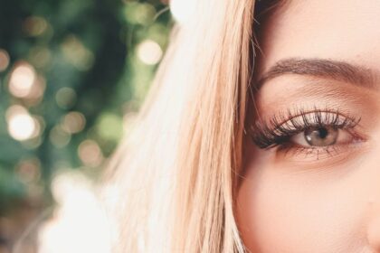 6 Summer Eyelash Extensions Care Tips You Should Know